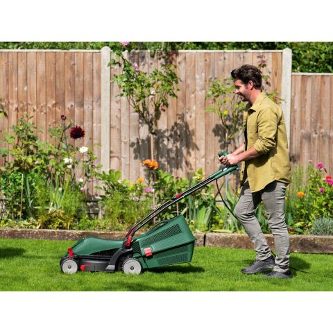 Bosch Universal Rotak 37-555 Çim Biçme Makinesi