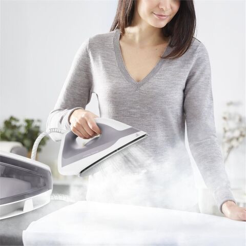 Tefal SV4111 Express Mini 110 gr Sürekli ve 200 gr Şok Buharlı 2170 Watt Buhar Kazanlı Ütü